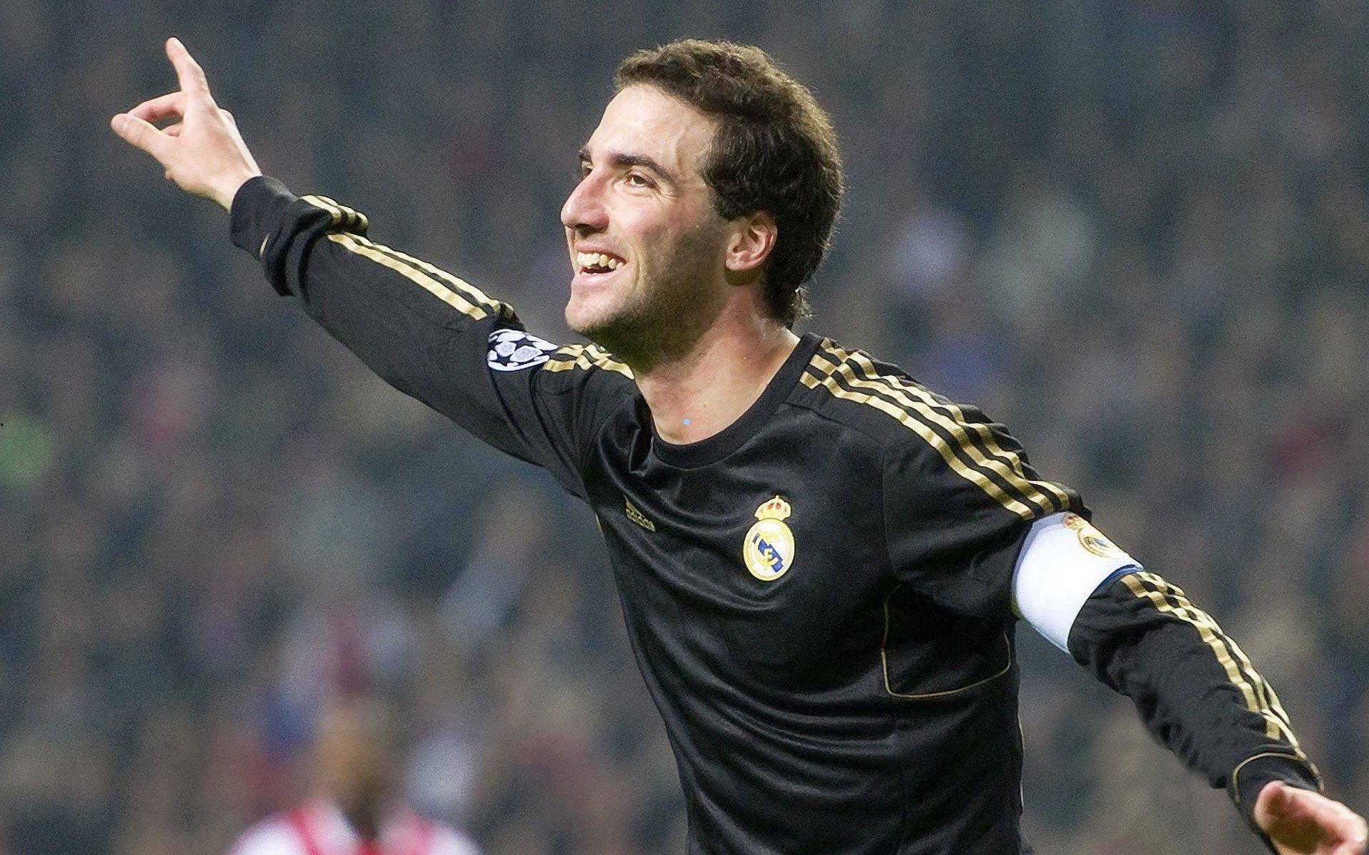 西甲前瞻，塞维利亚主场对决莱万特，残阵较量悬念迭起