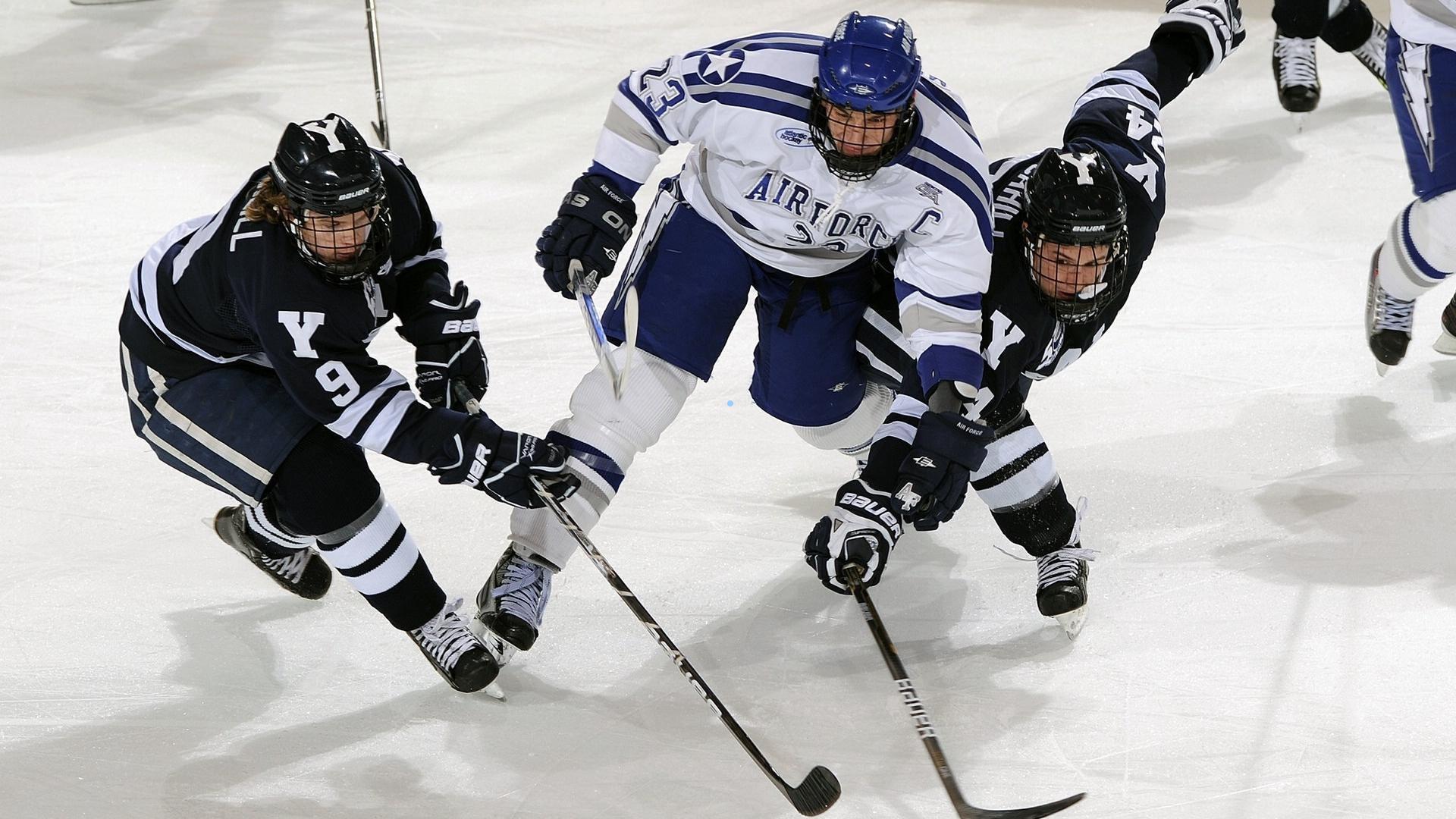 华体会体育_谢泼德22分钟高效输出8分，三分火力助球队稳握胜局