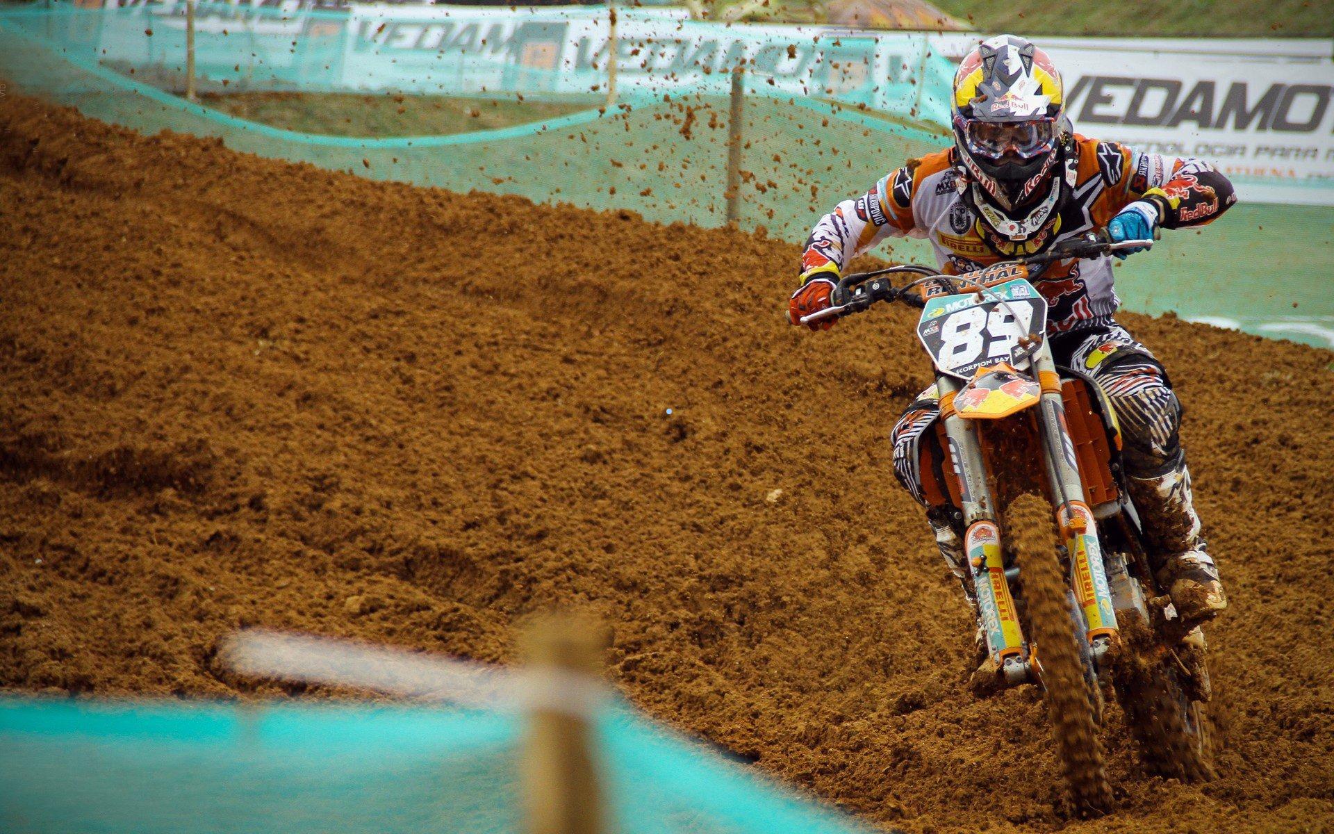 雷霆主帅戴格诺特盛赞防守蜕变,从急躁到原则贯彻,成功锁死文班亚马